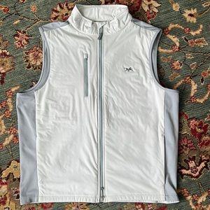 Peter Millar golf vest. Large. Worn twice. Prouts Neck